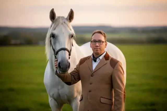 KI-Stil: Mit Pferd