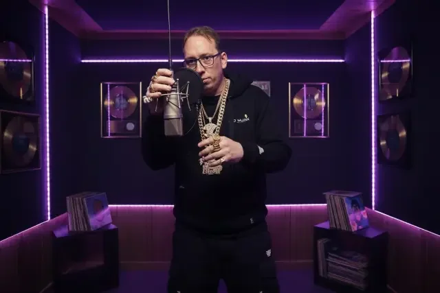 KI-Stil: Rapper Studio